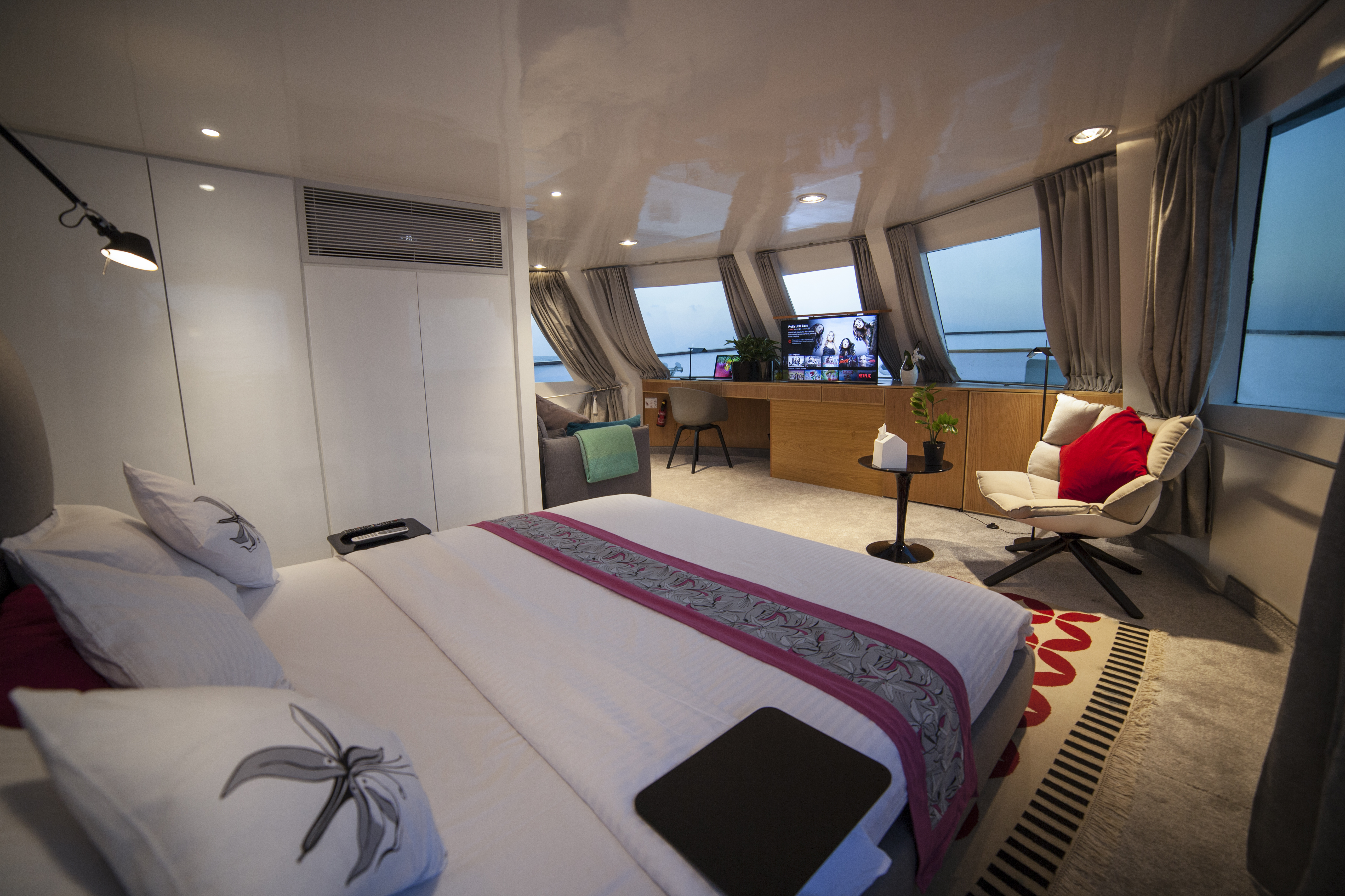 Private yacht cabin for Maldives charter planning