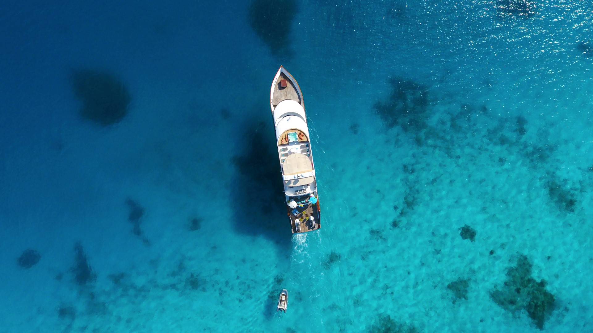 Azalea superyacht